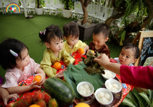 TẾT ĐOAN NGỌ TẠI TINY FLOWER MONTESSORI – MỘT NGÀY HỘI ĐẬM ĐÀ BẢN SẮC VIỆT