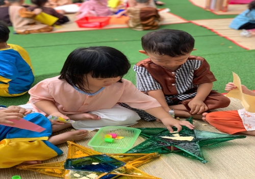 Baking and Lantern-Making Activities for the Tiny 3 Class