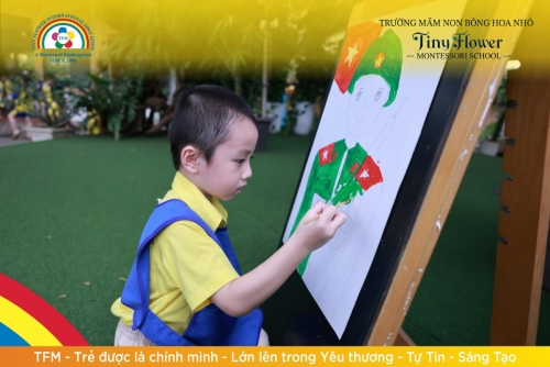 When the world softly reaches a child’s soul through the senses